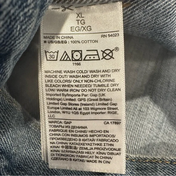 GAP Denim Trucker Jacket XL Classic Blue Jean 100% Cotton Vintage Wash - Picture 8 of 9